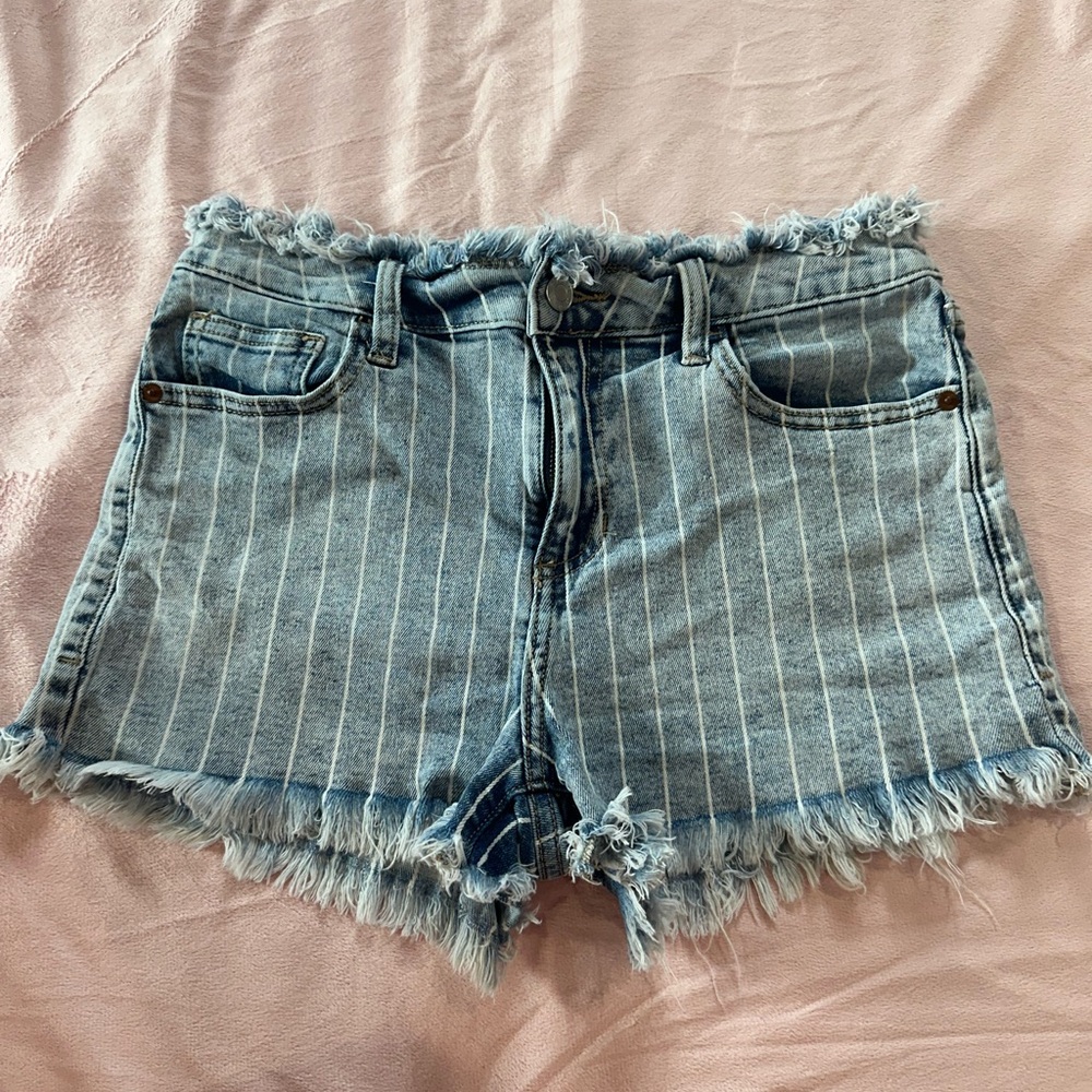 Cello stripped Jean shorts (medium)
